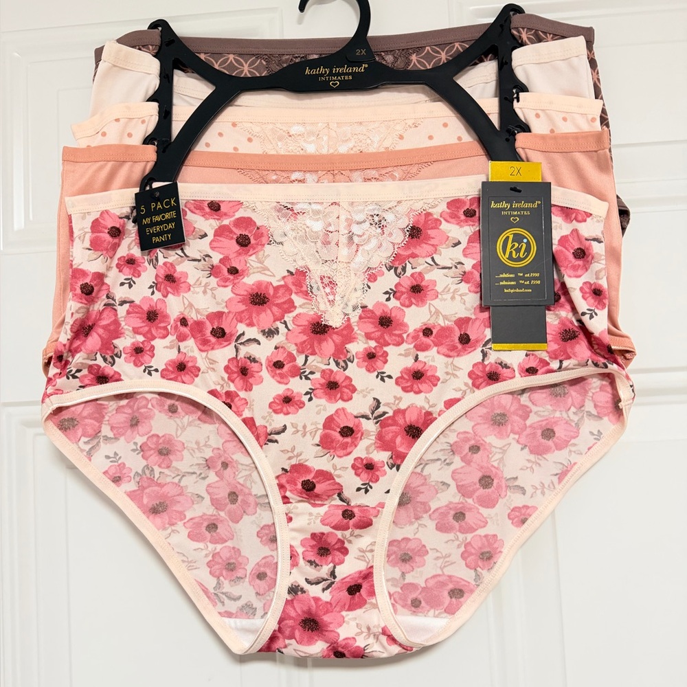 Kathy Ireland Women's Floral Panties - Pink and Cream